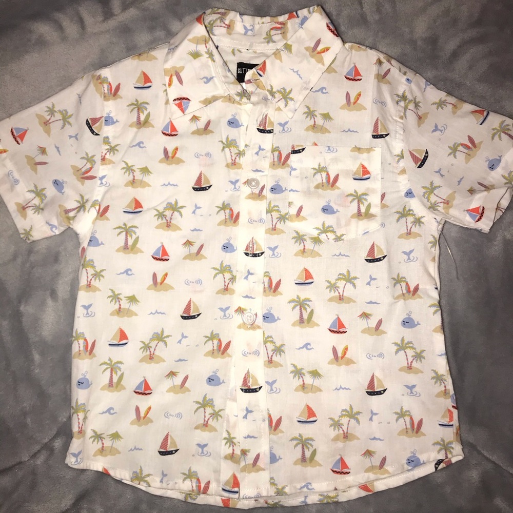 Short sleeve button up